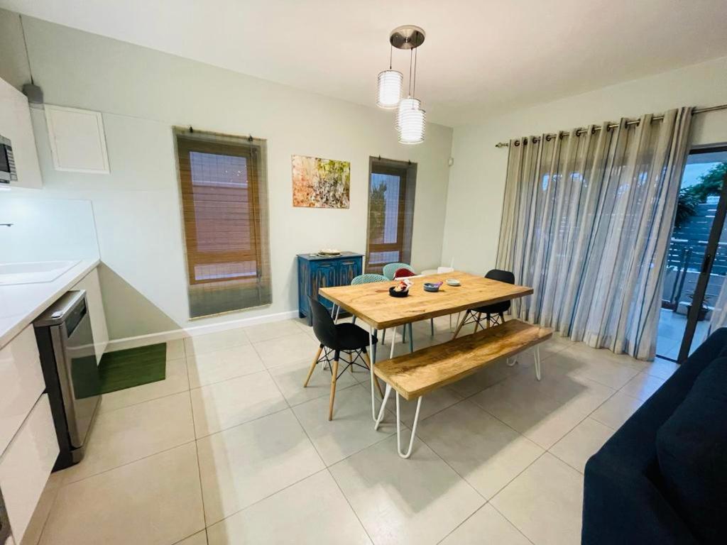 Beachcove Apartment 2 Перейбер Экстерьер фото